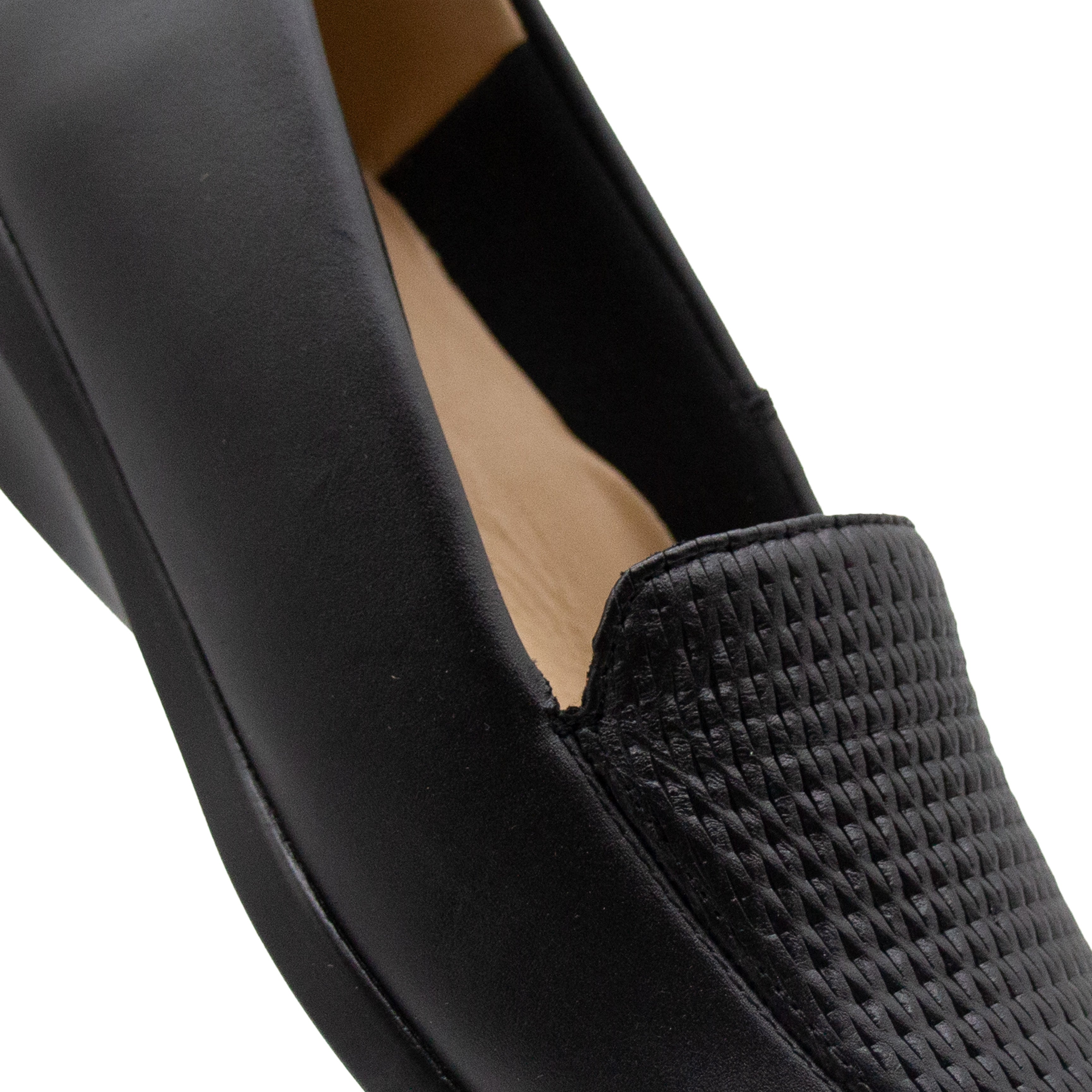 Zapato de Piel Negro de Dama 643