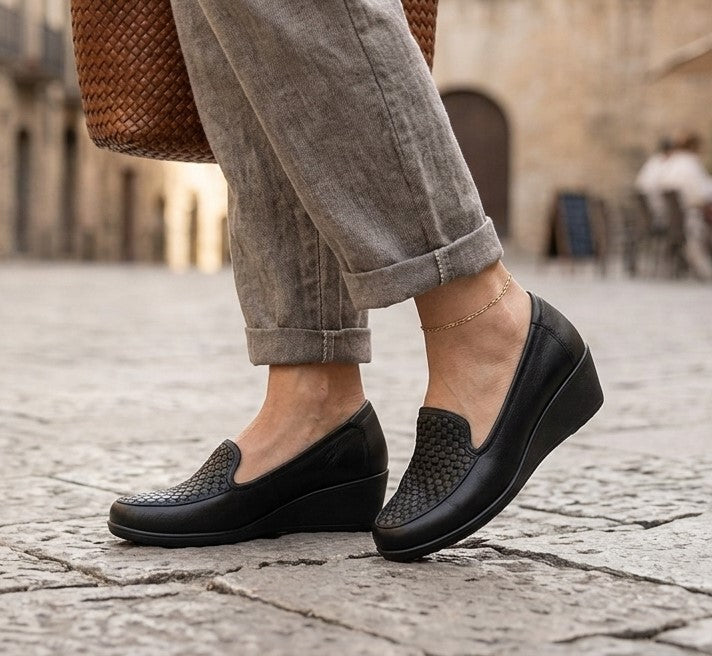 Zapato de Piel Negro de Dama 643C