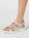 Sandalia de Dama Beige 202GRL